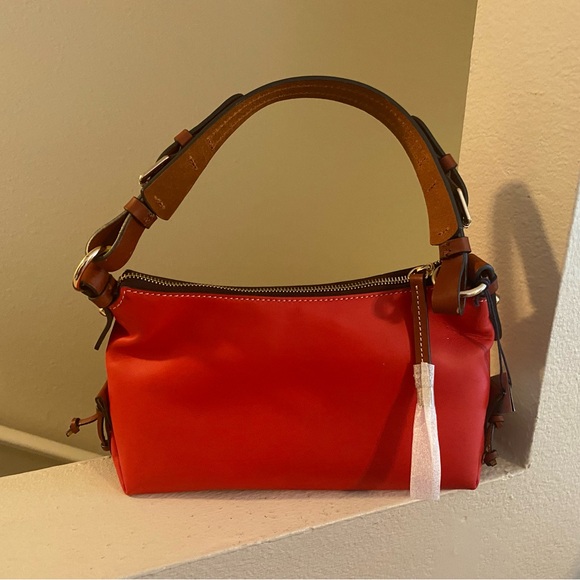 Dooney & Bourke Red Leather Hobo Purse. NWT. Card and Dust Bag Included. - Picture 3 of 7